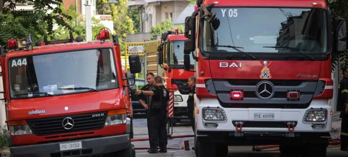 Ηράκλειο: Φωτιά σε μάντρα ανακύκλωσης αυτοκινήτων